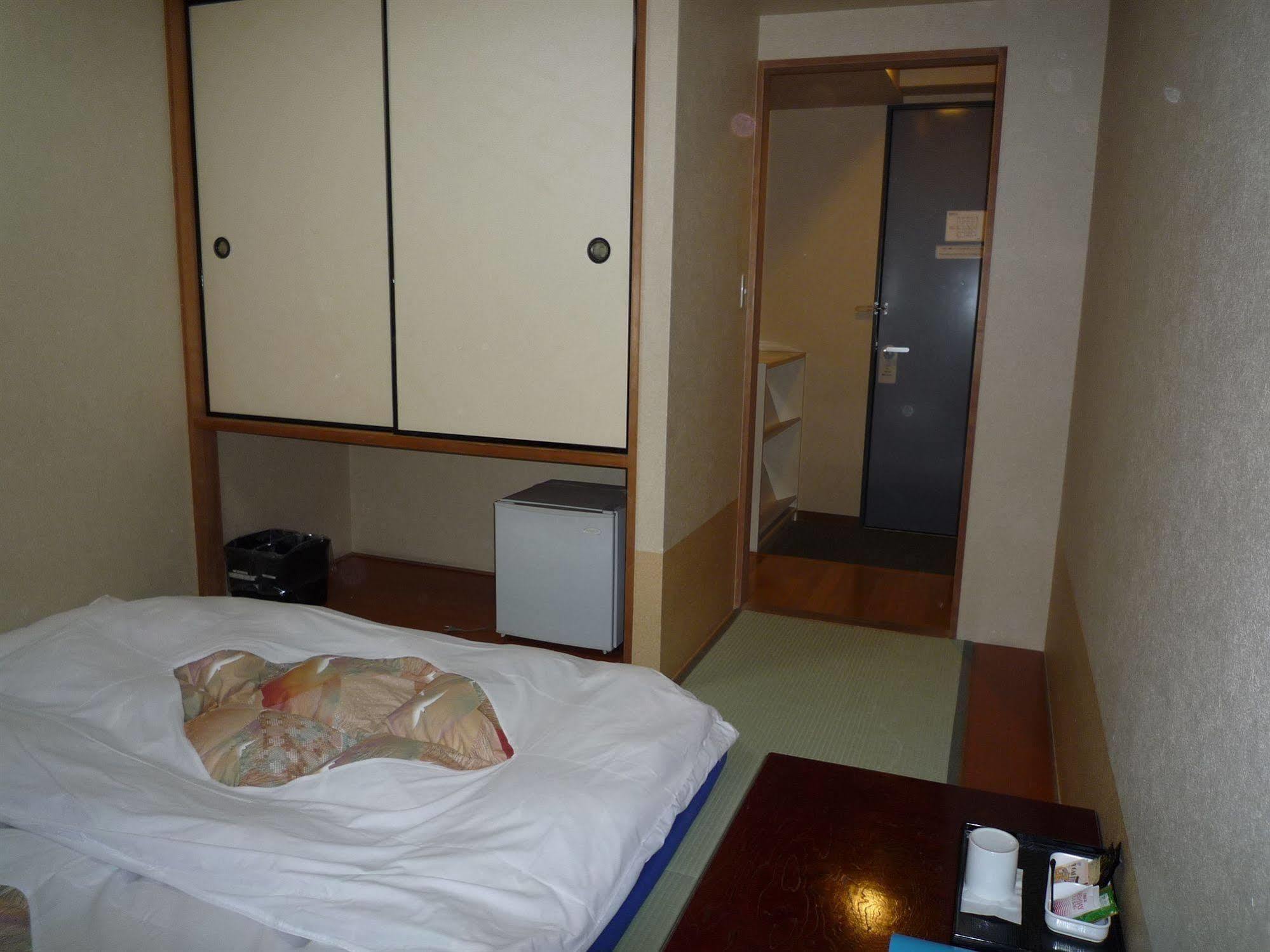 Annex Katsutaro Ryokan Tokio Exterior foto