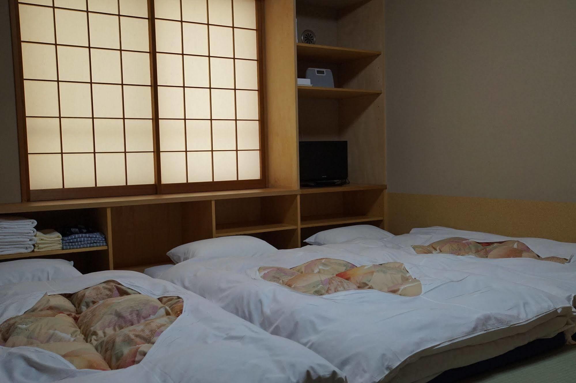Annex Katsutaro Ryokan Tokio Exterior foto